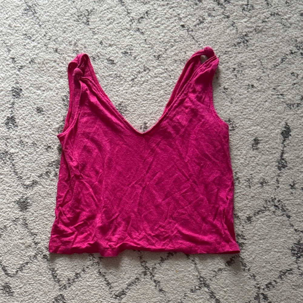 H&M Fuchsia Sleeveless Top